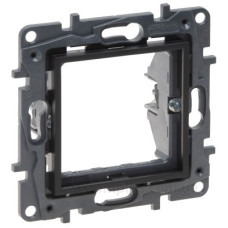 Адаптер Legrand Niloe Step 45х45мм для MOSAIC чорний (863589) Адаптер Legrand Niloe Step 45х45мм для MOSAIC чорний (863589)