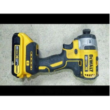 Гайковерт ударний DeWALT DCF887N